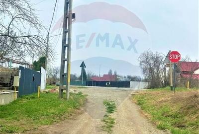 Teren agricol intravilan de 1522 mp, în Hemeiuș - 2