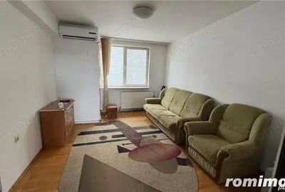 Garsonieră decomandată în Complex Studențesc