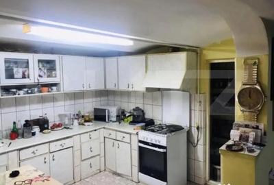 Casă cu 3 camere cu Teren 60 Mp în Central