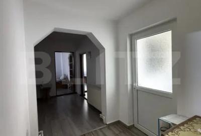 Casă cu 4 camere cu Teren 1500 Mp în Central - 16