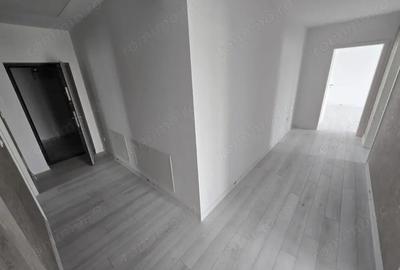 Apartament cu 3 camere decomandat în Giroc - 9