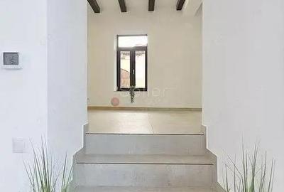 Pozitionare Centrala - Cladire Multifunctionala - 3