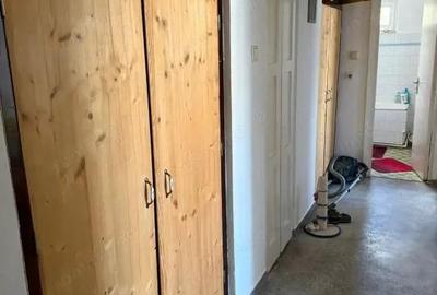 Apartament 3 camere, 70 mp, decomandat Zona Centrala / Tomis Mall - 1