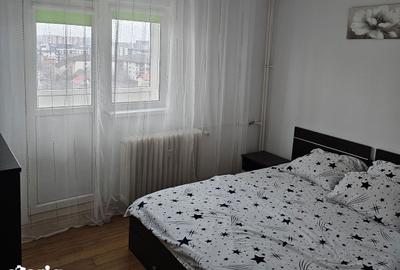 Apartament cu 3 camere decomandat, mobilat în Titan - 1