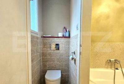 Apartament cu 4 camere în Central - 1