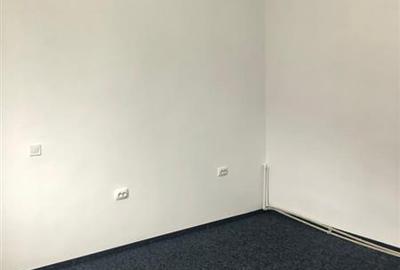 Spațiu comercial, de 20 mp, în Central - 17