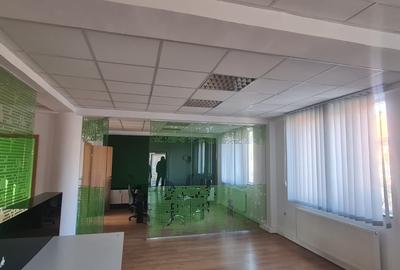 Spațiu comercial, de 365 mp, în Central - 1