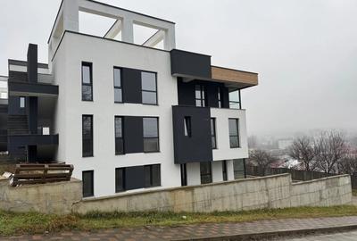 Apartament 3 camere cu propria curte alternativa la casa, Bucium proiect nou - 1