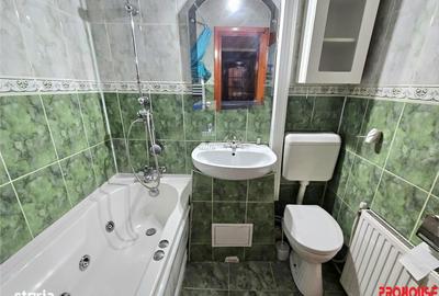 Apartament cu 2 camere decomandat în Energiei - 8