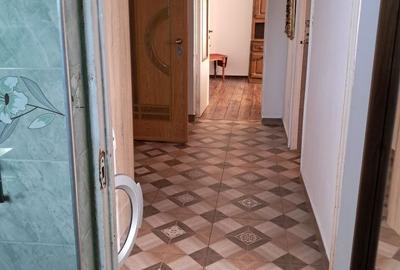 Apartament cu 3 camere decomandat în Central - 4