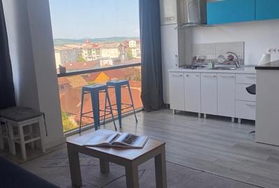 Apartament cu 2 camere semidecomandat în Central - 1
