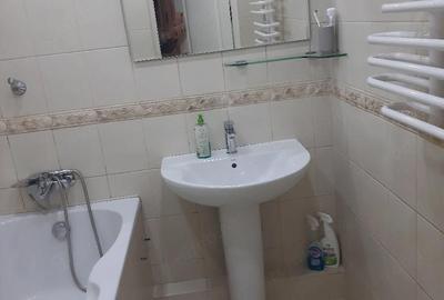 Garsonieră decomandată în Lipovei