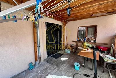 Casa renovata cu 4 camere la curte comuna | Iosefin - 10