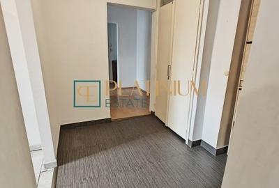 Apartament cu 3 camere decomandat în Torontalului - 10