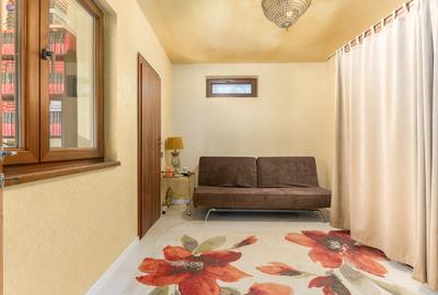 Apartament la casa - 5 camere 100mp utili - 950m de Piata Victoriei -Moxa - 12