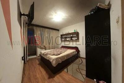 Apartament 3 camere - Aleea Fete?ti - 2/4 Comision 0 - 3