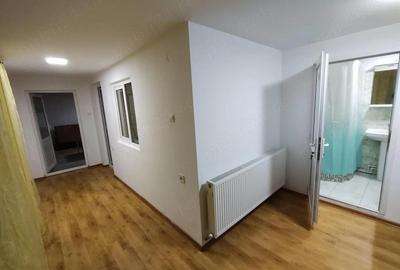 Apartament cu 2 camere decomandat în Central - 4