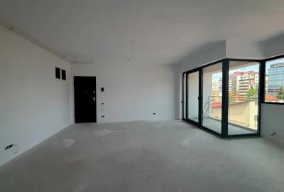 Apartament cu 2 camere decomandat în Decebal - 7