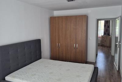 Apartament cu 3 camere semidecomandat în Central - 5