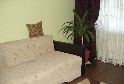 Casă cu 3 camere decomandat în Gării - 1