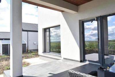 Casă cu 4 camere cu Teren 750 Mp în Aroneanu - 2