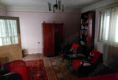 Casă cu 3 camere cu Teren 690 Mp în Central - 8