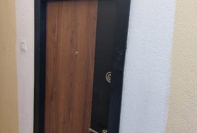 Sebastian, apropiere parc - 2