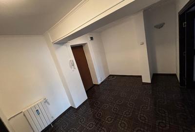Apartament cu 2 camere de inchiriat nemobilat Bld. Decebal-pretabil firma/locuit Apartament cu 2 camere de inchiriat nemobilat Bld. Decebal-pretabil firma/locuit - 9
