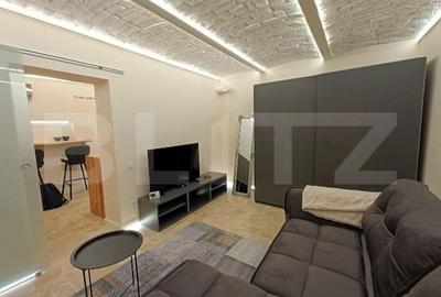 Garsonieră decomandată în Central