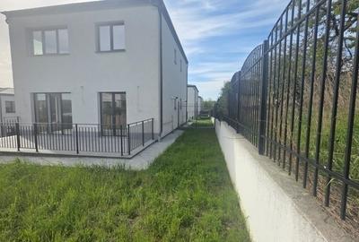 Casă individuală cu 3 camere cu Teren 250 Mp în Central - 22