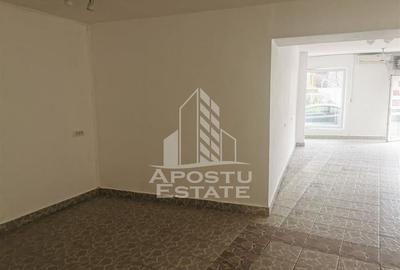 Casa in zona Printul Turcesc ,pretabil ?i pentru spatiu ... - 1