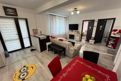 Apartament 3 camere  de vanzare  Pacurari, - 2