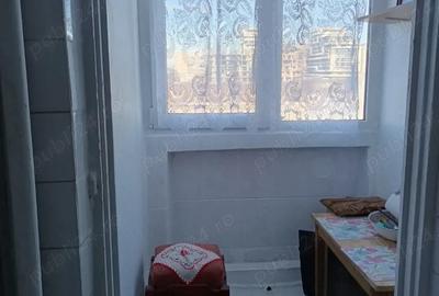 Garsonieră decomandată în Tractorul - 5