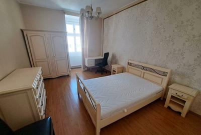 Central, lângă Facultatea de Medicină Dentară Central, lângă Facultatea de Medicină Dentară - 2