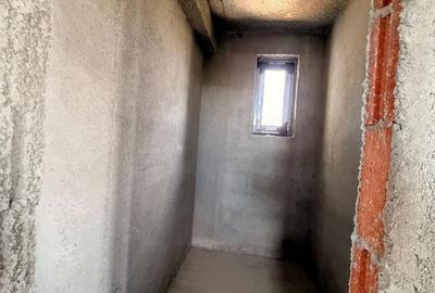 Casă individuală cu 8 camere cu Canalizare în Rahova - 25