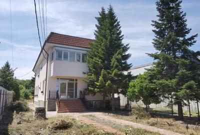 Casă cu 4 camere cu Teren 1438 Mp în Vărsătura - 25