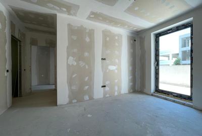 Apartament cu 3 camere decomandat în Tomis Nord - 16