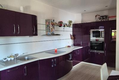 Casa cu 5 camere in Branesti, langa padure si lac, Autostrada Soarelui - 4