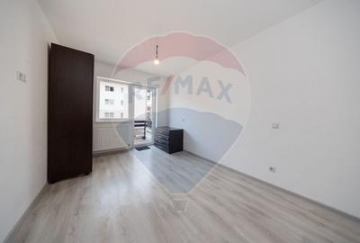 Apartament cu 3 camere decomandat în Sânpetru - 3