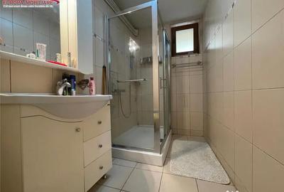 Casă cu 4 camere cu Teren 174 Mp în Central - 15