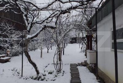 Casă cu 4 camere în Tărlungeni