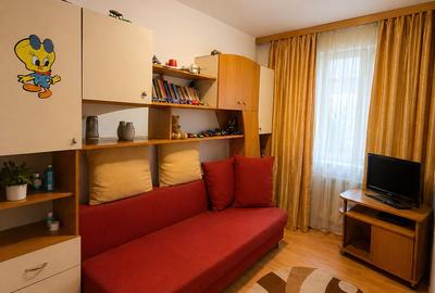 Apartament cu 3 camere decomandat în Sud - 2
