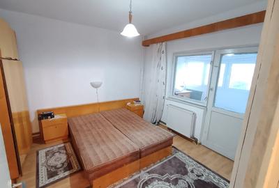 Apartament cu 4 camere semidecomandat în Unirii Sud - 10