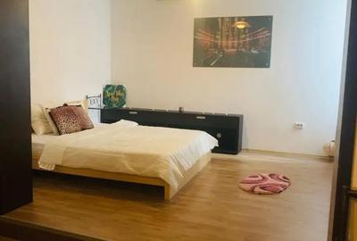 Garsonieră decomandată, mobilată în Eminescu