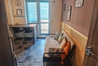 Garsonieră decomandată în Parcul Carol - 2