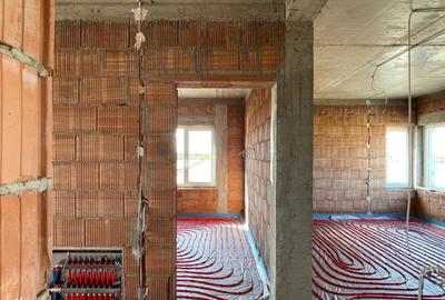 Comision 0 - Dezvoltator ap. 3 camere - 121000 euro, TVA si parcare inclusa! - 3