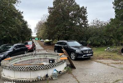 Casă cu 4 camere cu Teren 11000 Mp în Central