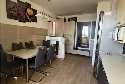 Apartament cu 3 camere semidecomandat în Decebal - 10