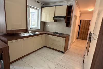 Apartament cu 3 camere semidecomandat în Aradului - 5