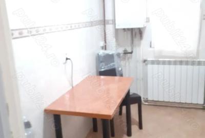 Inchiriez apartament 2 camere etaj 1 - 1